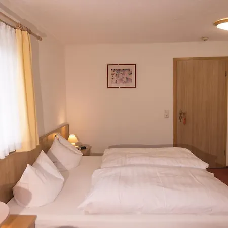 Breitenbacher Hof 3*