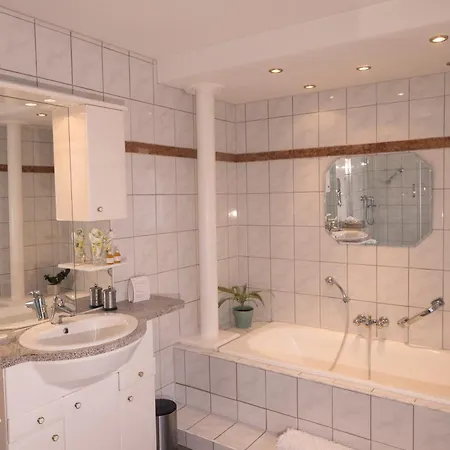 Breitenbacher Hof Hotell 3*