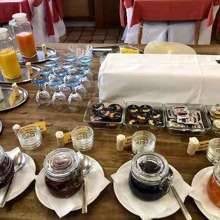Restaurant Breitenbacher Hof מלון ואלדאכטל